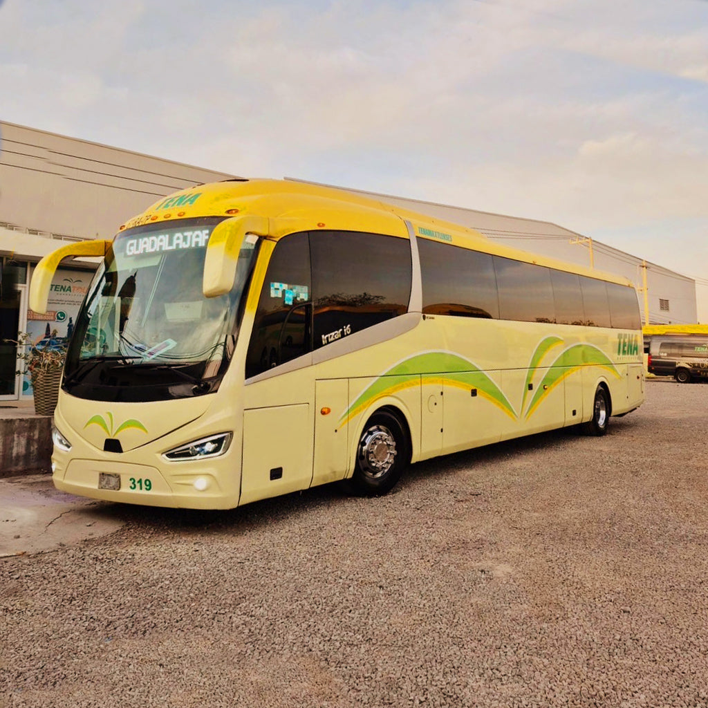 Renta de Autobuses con Chofer para 53 pasajeros