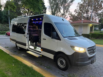 Renta de Sprinters con Chofer